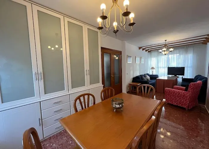 Casa Soleada Calle Tranquila Junto A Fibes Casa vacanze